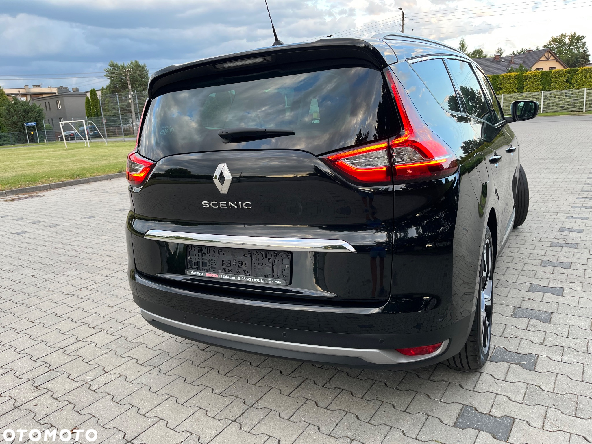 Renault Grand Scenic - 31