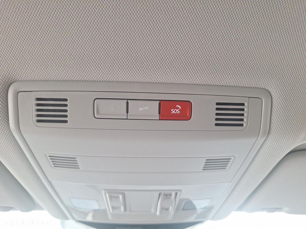 Volkswagen T-Roc 1.5 TSI Life Plus DSG - 22