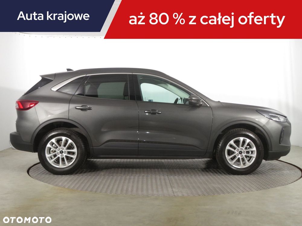 Ford Kuga - 8