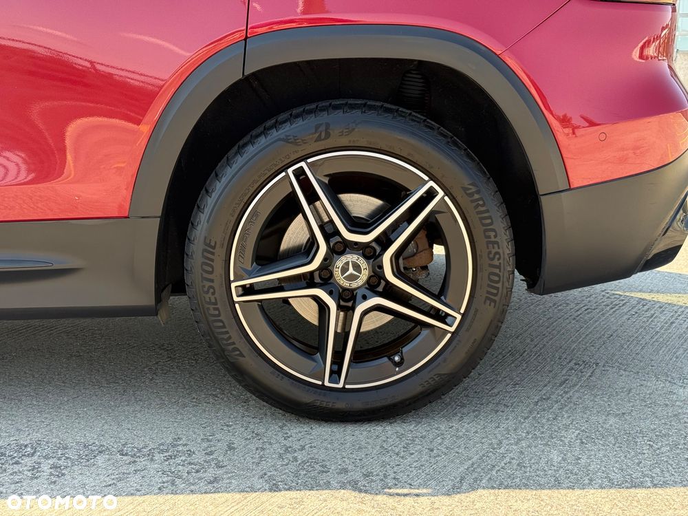 Mercedes-Benz GLB 200 AMG Line 7G-DCT - 7