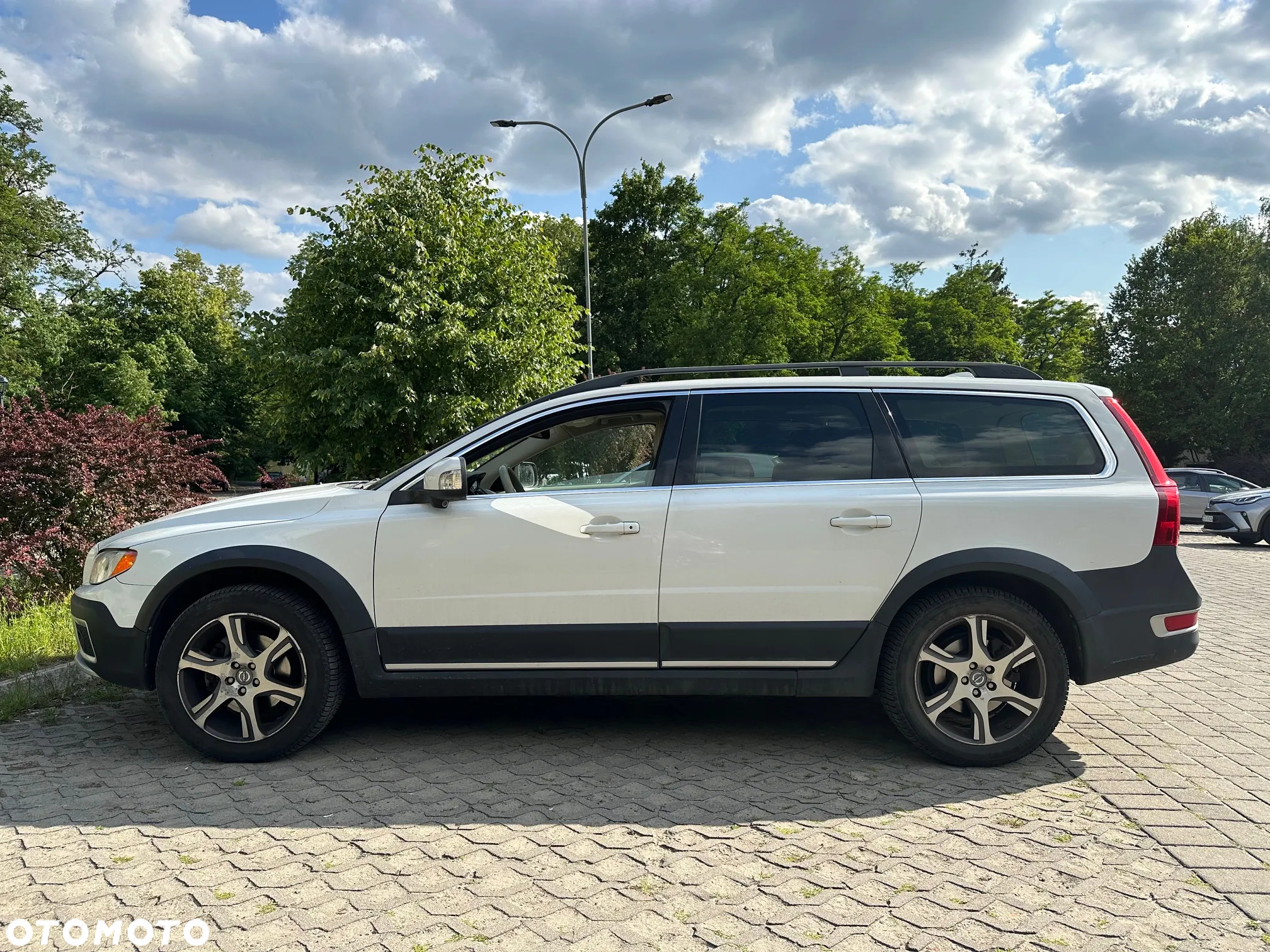Volvo XC 70 - 8