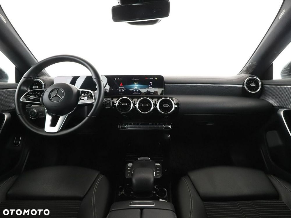 Mercedes-Benz CLA 200 d 8G-DCT Progressive - 16