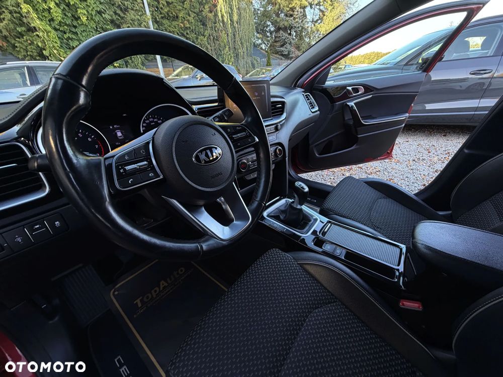 Kia Ceed 1.4 T-GDI L - 19