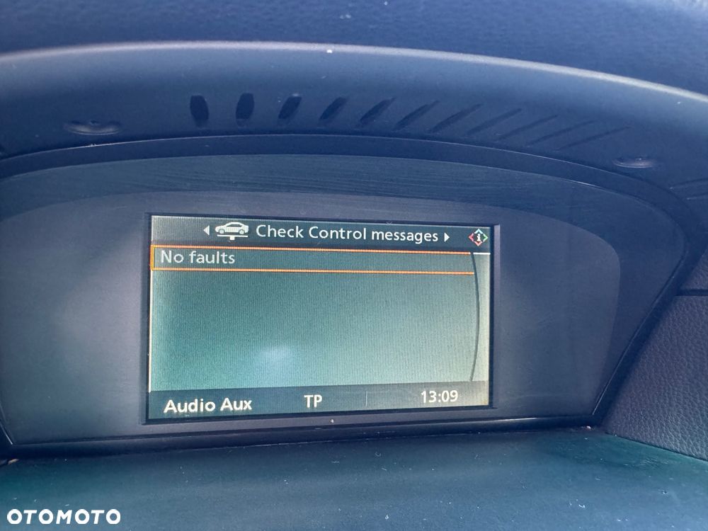 BMW Seria 5 523i Touring - 30