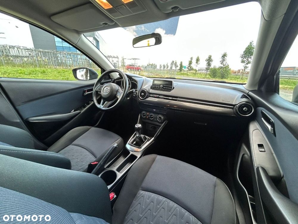 Mazda 2 - 30
