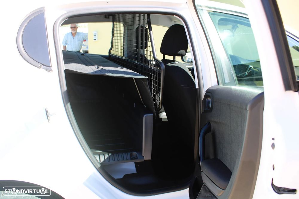 Peugeot 208 1.5 BlueHDi Van - 41