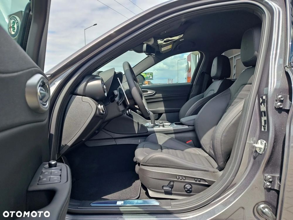 Alfa Romeo Giulia 2.0 Turbo Veloce Q4 - 9