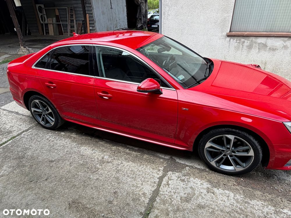 Audi A4 Limousine 35 TFSI mHEV S Line S tronic - 35