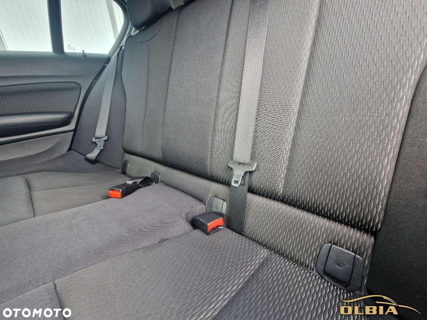 BMW Seria 1 - 18