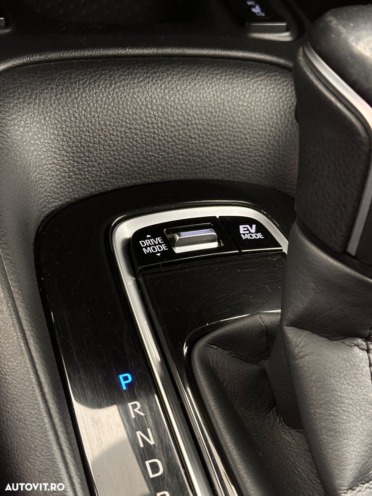 Toyota Corolla 1.8 HSD Business - 5