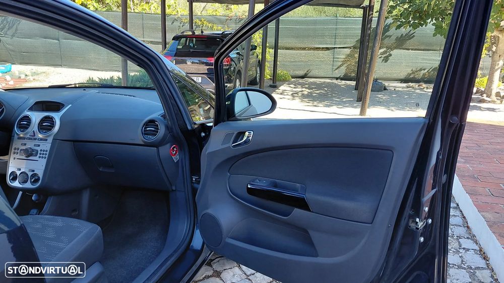 Opel Corsa 1.3 CDTi Enjoy - 11
