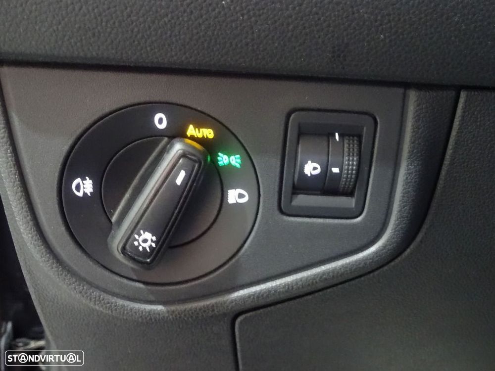 VW Taigo 1.0 TSI Urban - 11