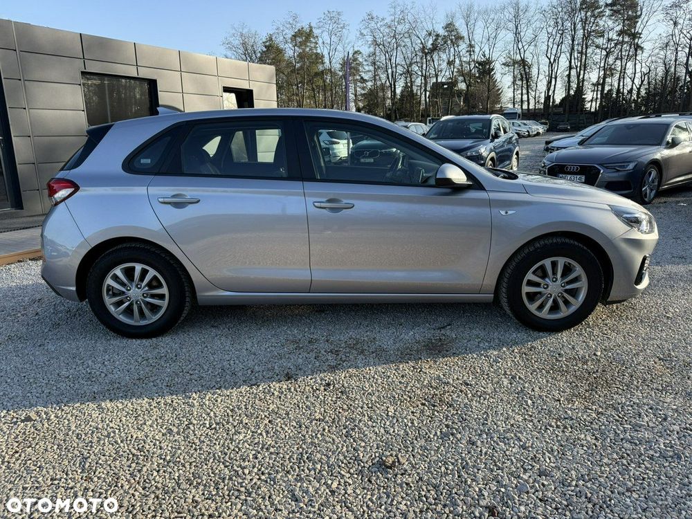 Hyundai i30 1.5 DPI Modern - 20