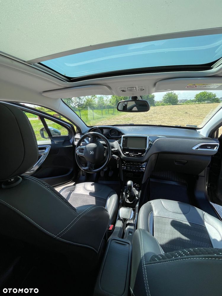 Peugeot 2008 1.2 Pure Tech GPF Crossway S&S - 7