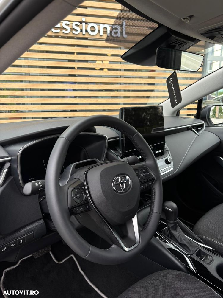 Toyota Corolla 1.8 HSD Business - 9