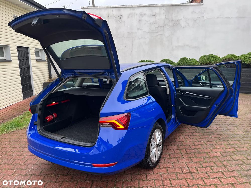 Skoda Octavia 1.5 TSI ACT Ambition - 32