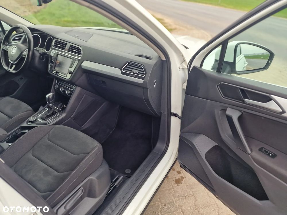 Volkswagen Tiguan 2.0 TDI SCR 4MOTION (BlueMotion Techn.) DSG Sound - 27