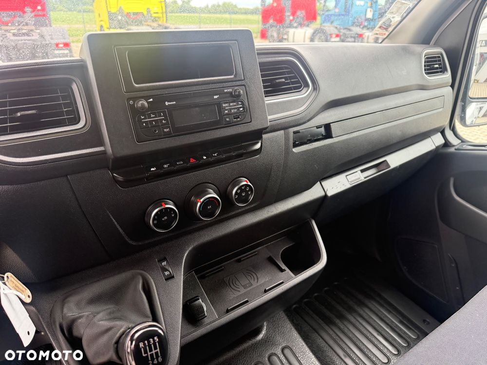 Renault MASTER 165 / L4H3 / NISKI PRZEBIEG / NOWY MODEL / BLIŹNIAK / PÓŁKI / REGAŁY / Z FRANCJI / STAN BDB / / / - 32