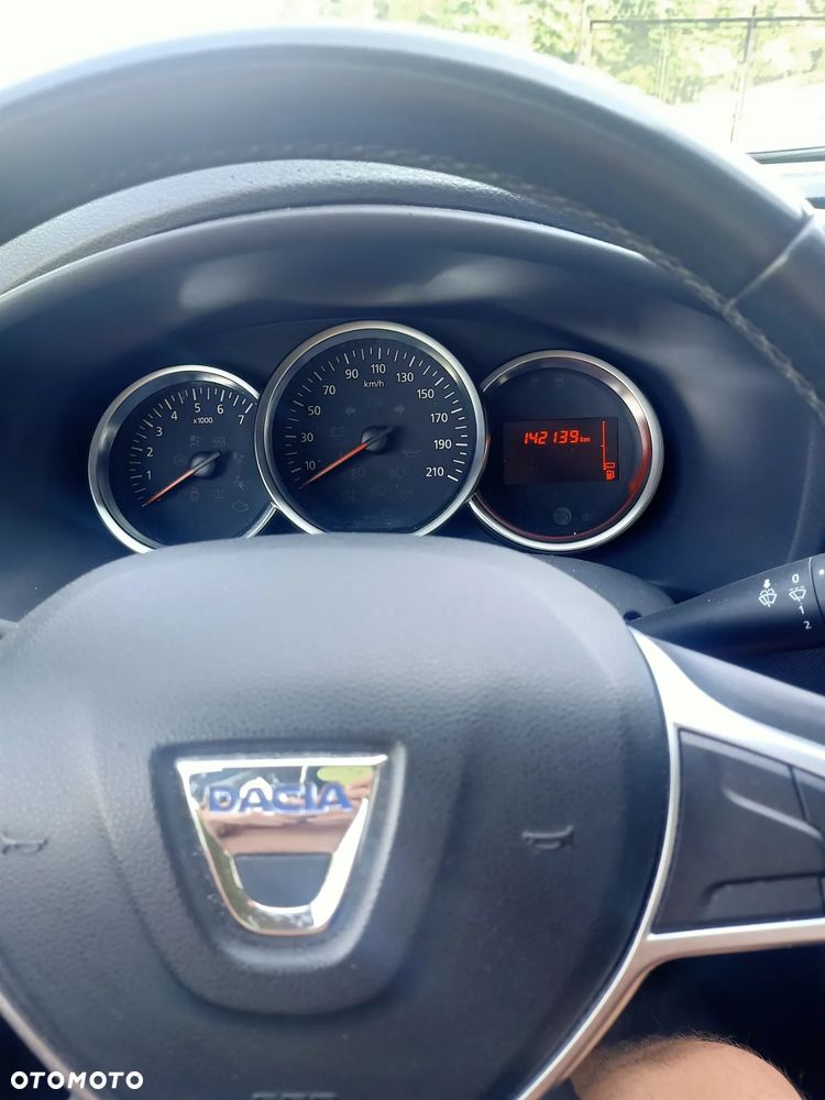 Dacia Sandero 0.9 TCe Laureate S&S - 9