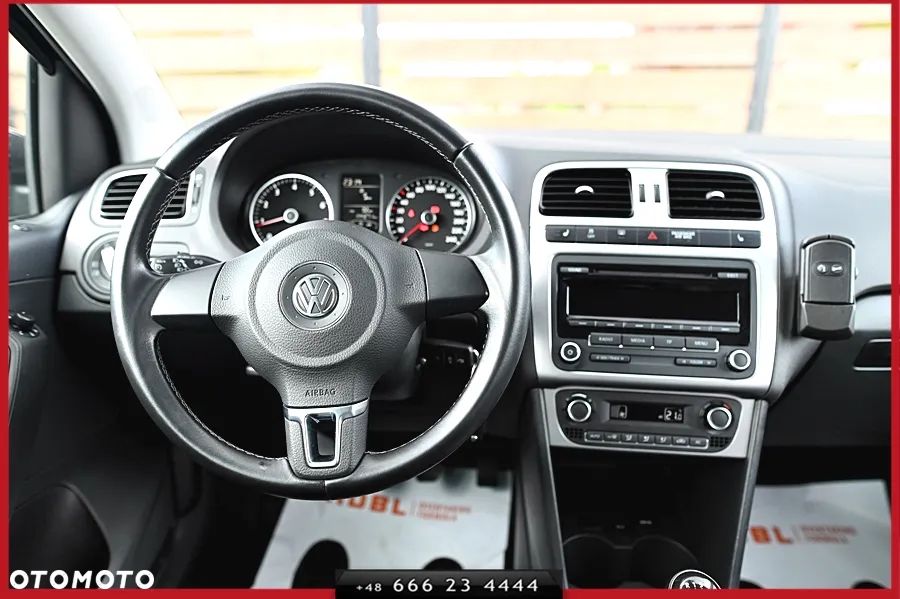 Volkswagen Polo 1.2 TSI MATCH - 17