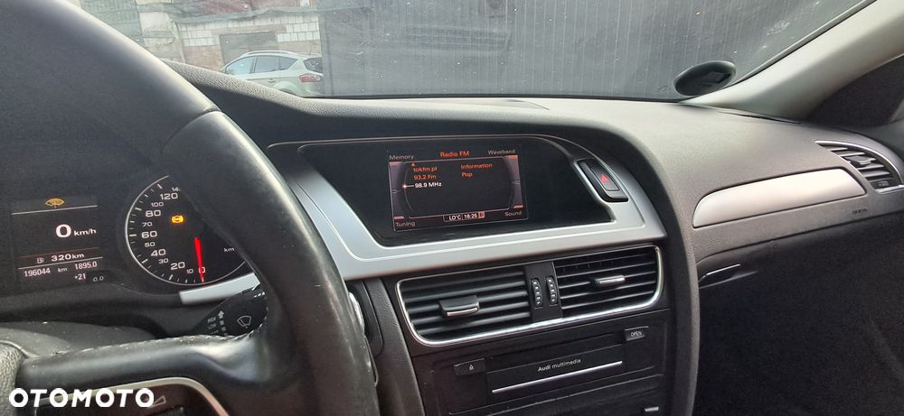 Audi A4 Limousine - 13