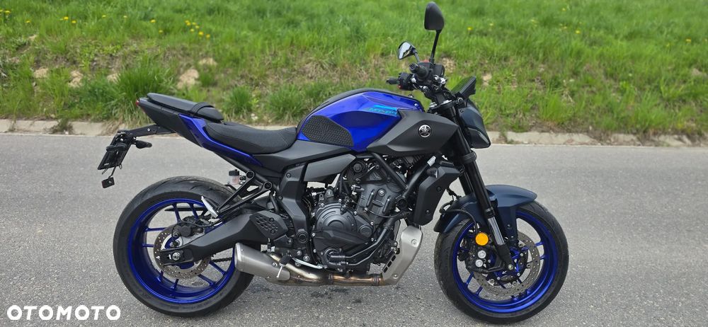 Yamaha MT - 8