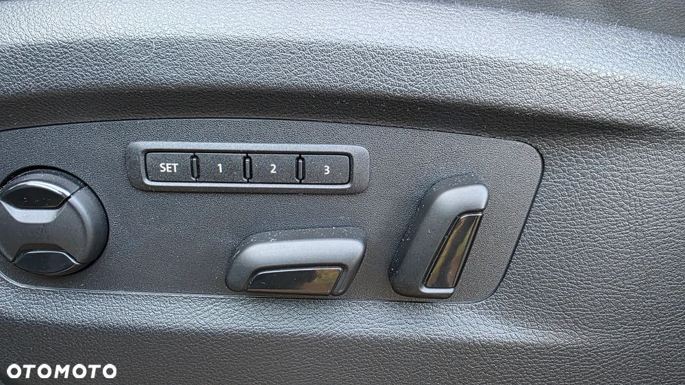 Volkswagen Multivan 2.0 TDI L1 Highline DSG - 37