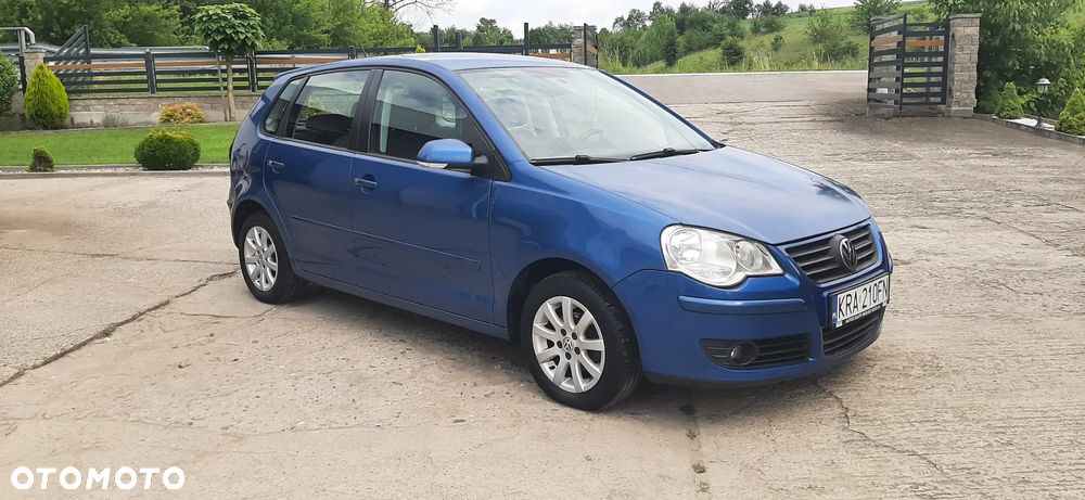 Volkswagen Polo - 2