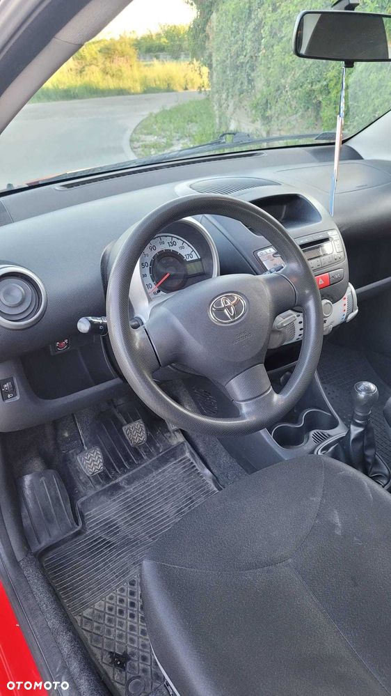 Toyota Aygo - 5