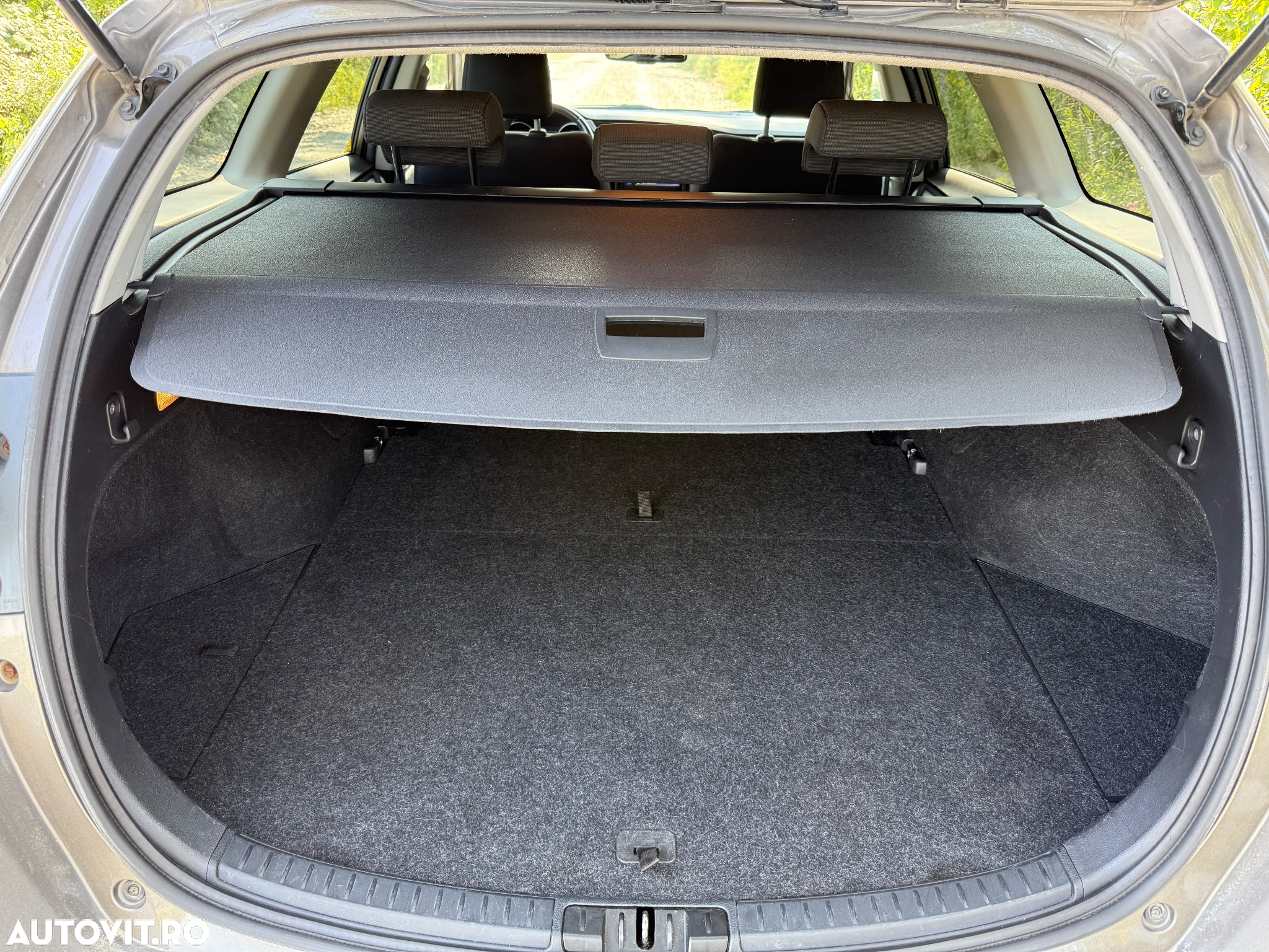 Toyota Auris 1.8 VVT-i Hybrid Automatik Touring Sports Edition - 14