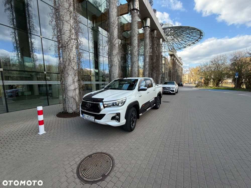 Toyota Hilux 2.4 D-4D Double Cab Dakar 4x4 - 2