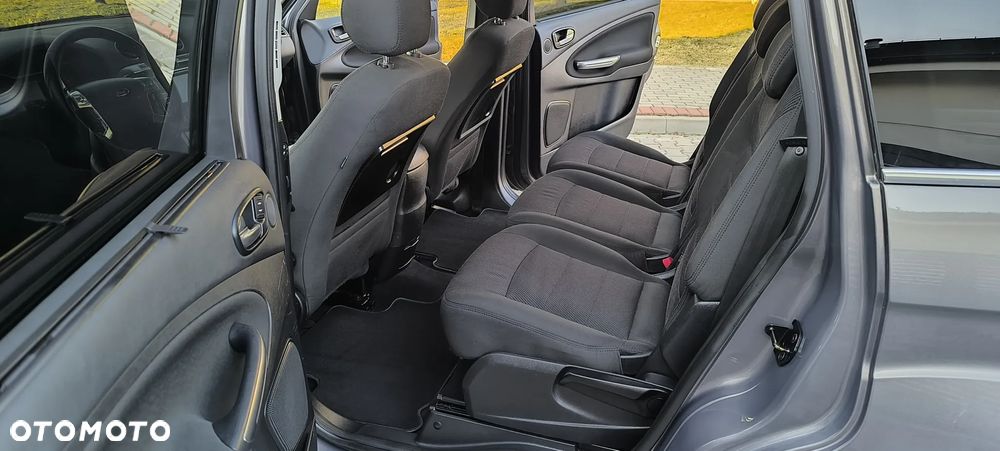 Ford S-Max 2.0 TDCi DPF Titanium - 9