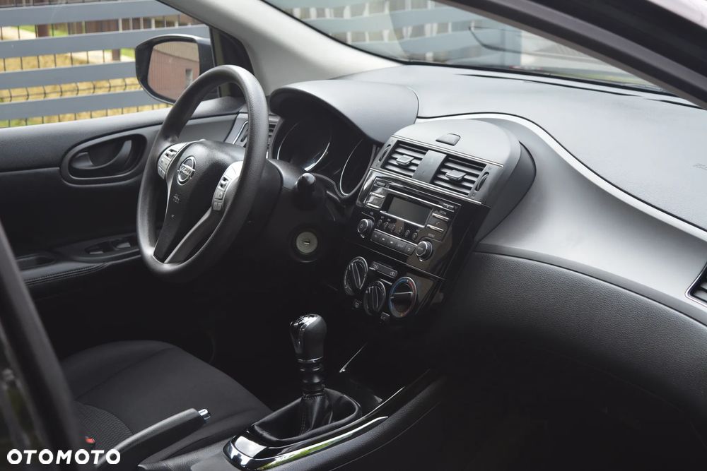 Nissan Pulsar 1.2 DIG-T Tekna EU6 - 18