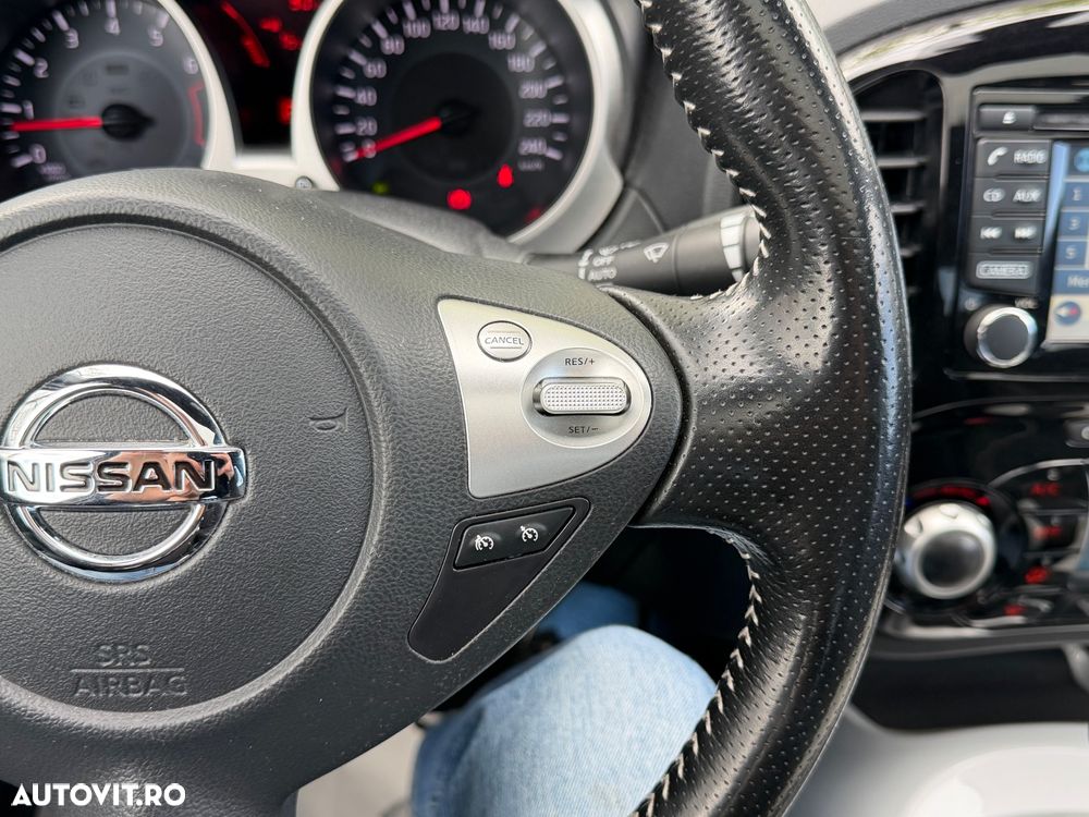 Nissan Juke 1.6 Xtronic Tekna - 23