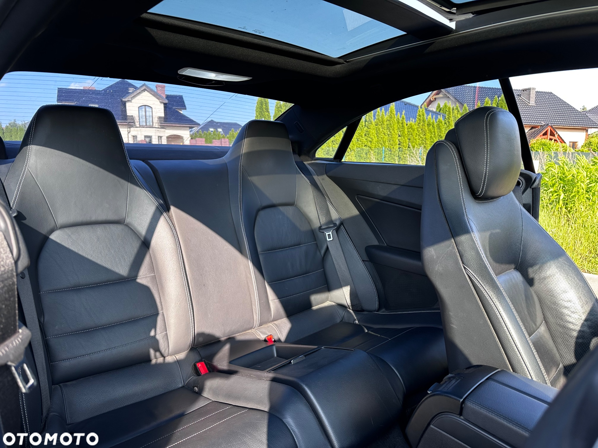 Mercedes-Benz Klasa E 350 CDI BlueEff - 17