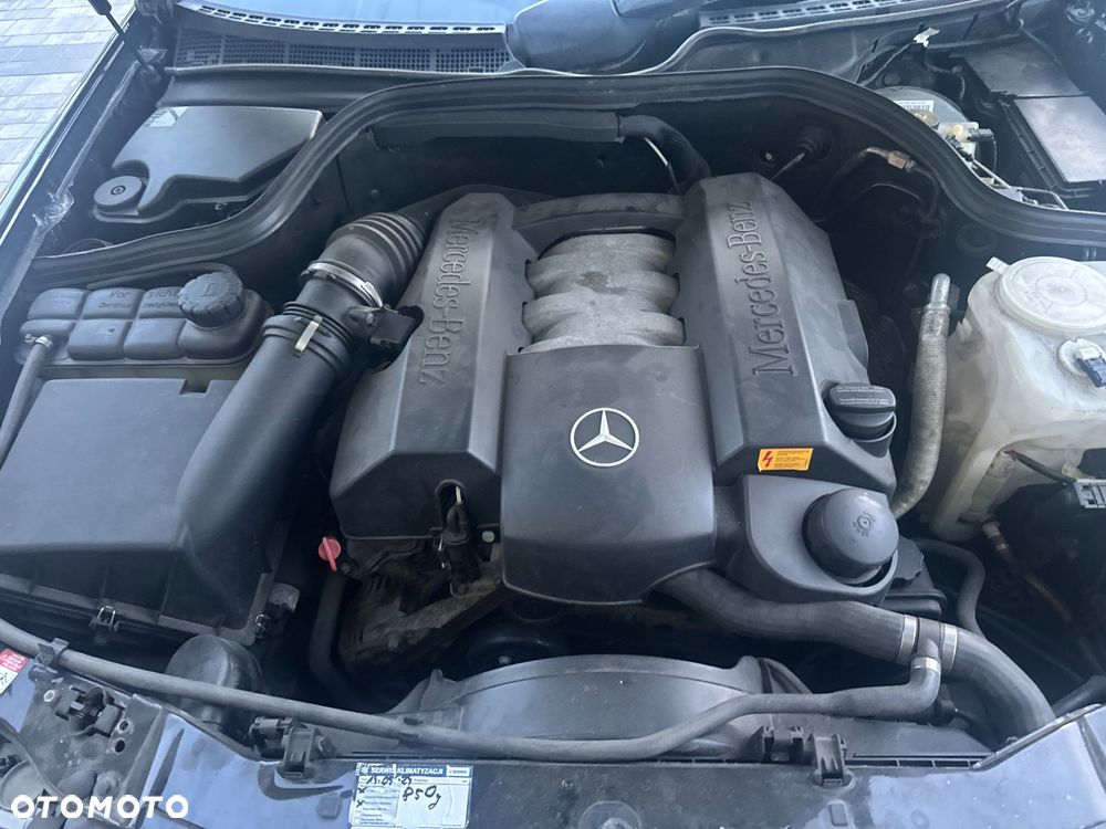 Mercedes-Benz CLK - 18