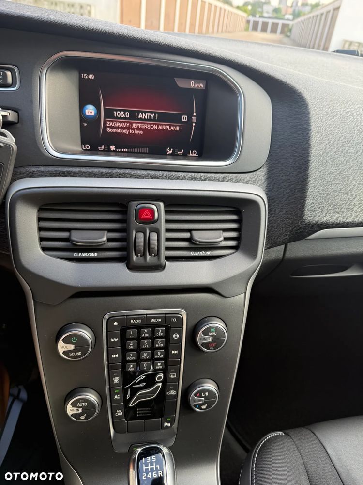 Volvo V40 T2 Drive-E Base - 19