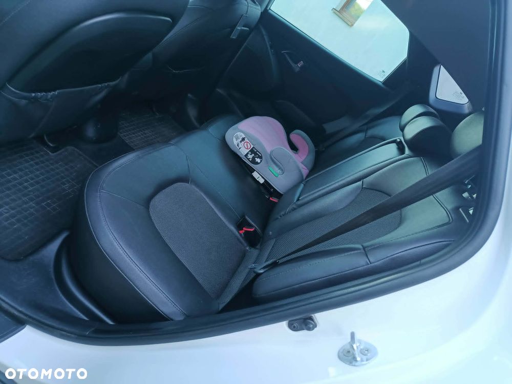 Hyundai ix35 1.7 CRDi Premium 2WD - 14