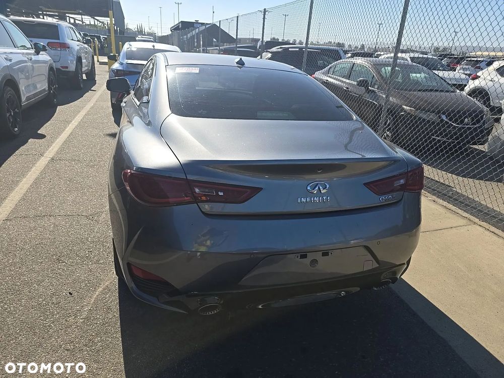 Infiniti Q60 - 6