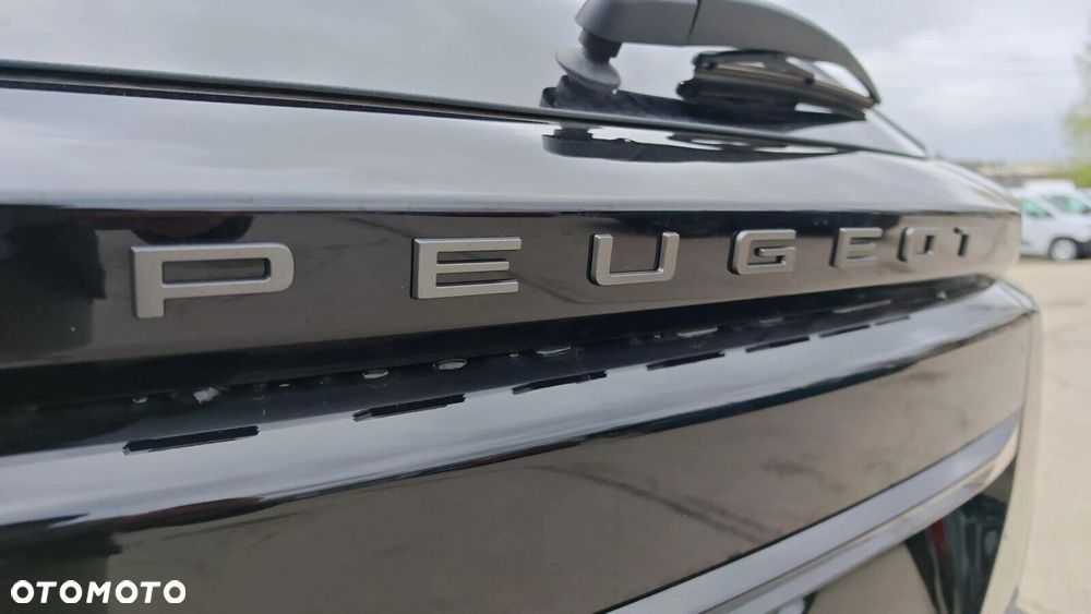 Peugeot 2008 - 11