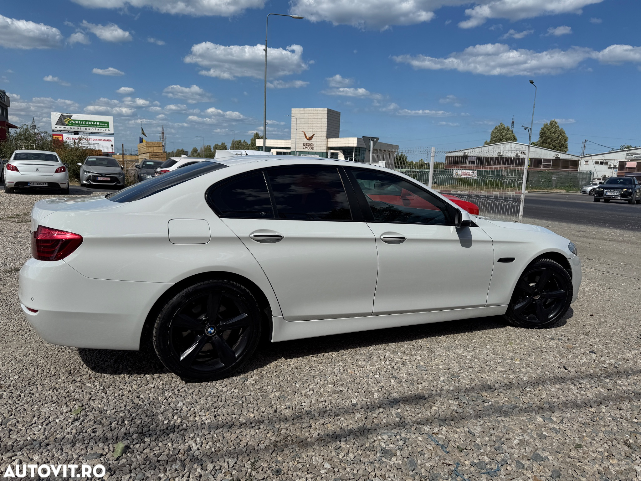 BMW Seria 5 520d xDrive Aut. Luxury Line - 27