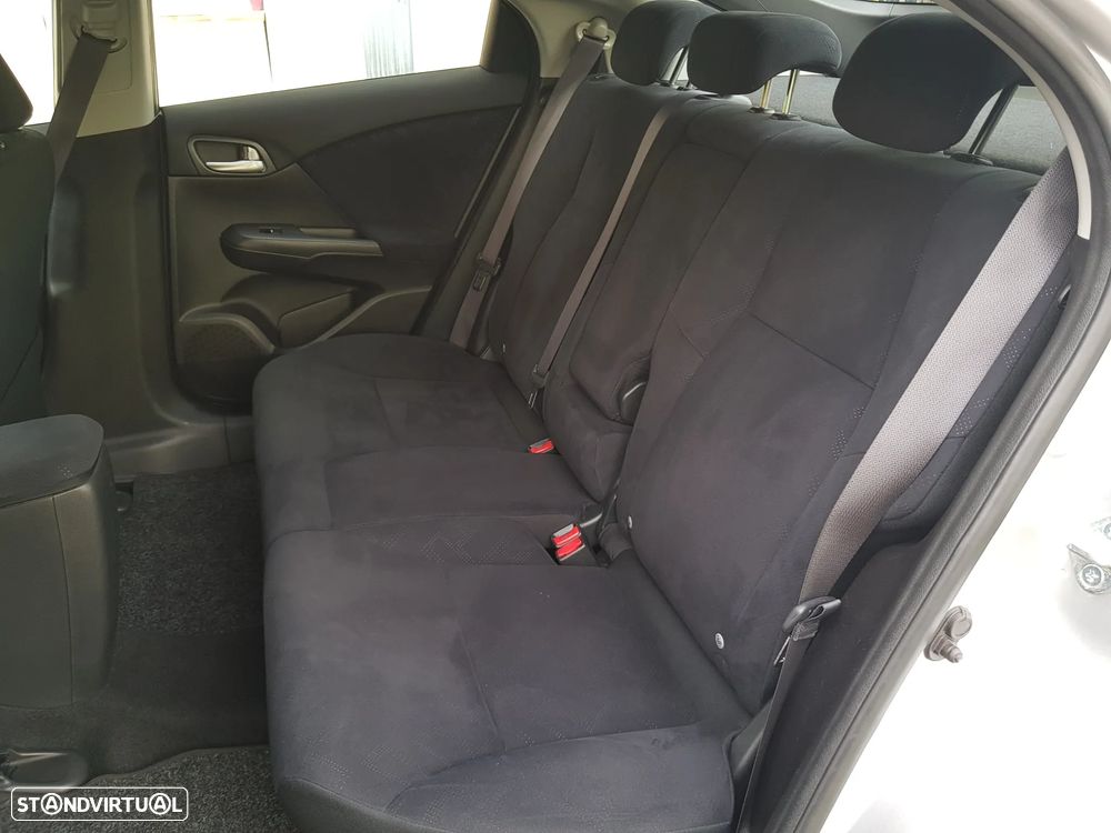 Honda Civic 1.4 i-VTEC Sport Navi - 32