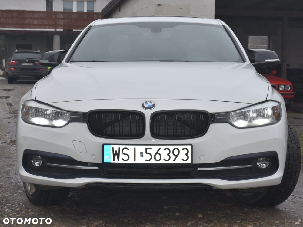 BMW Seria 3 330i Sport Line Shadow - 1