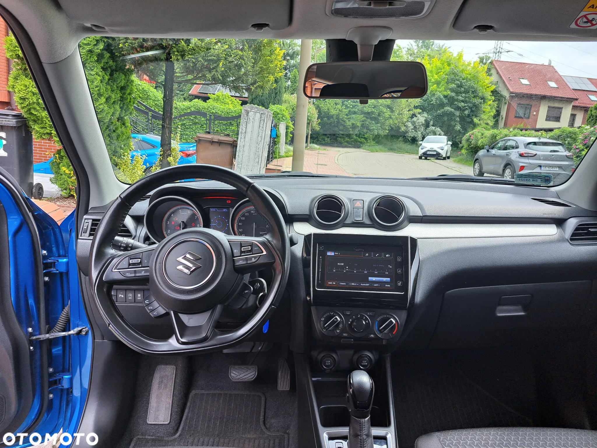 Suzuki Swift 1.2 Premium Plus CVT - 18