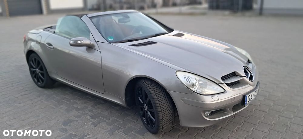 Mercedes-Benz SLK - 17