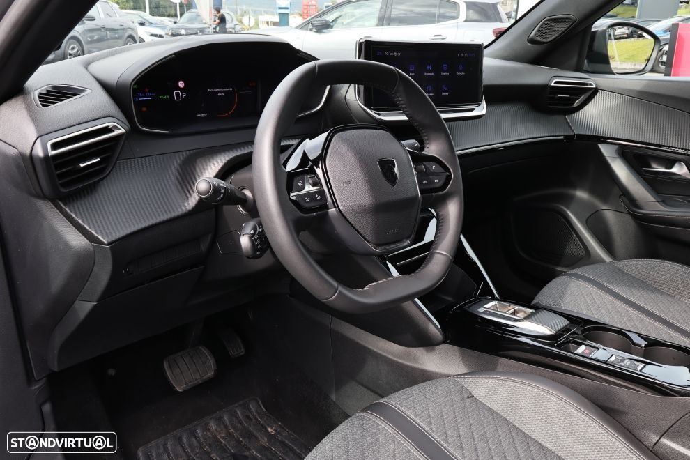 Peugeot e-2008 54 kWh Allure - 15