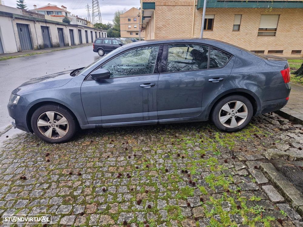 Skoda Octavia 1.6 TDI Greenline - 3