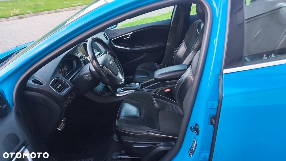 Volvo V40 T5 R-Design Summum - 5