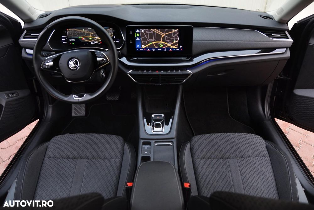 Skoda Octavia 2.0 TDI DSG Sportline - 5