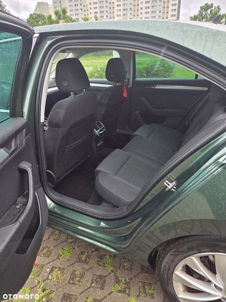 Skoda Superb 1.5 TSI Ambition DSG - 6